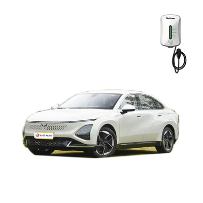 2024 웅링 싱구앙 하이브리드 세단 장거리 PHEV 기술을 갖춘 클래식한 5석 차