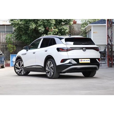 2024 폭스바겐 ID4 전기 SUV 425km 크루징 레인지와 84.8kWh 배터리 용량