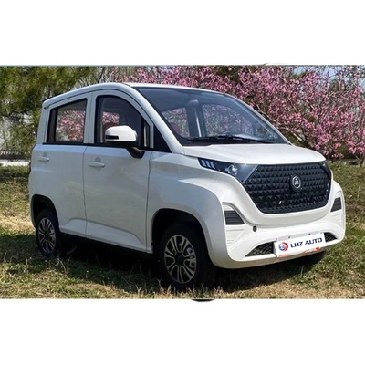 운전면허 없이 60km/h 전기 SUV 좌측 스티어링과 넓은 인테리어