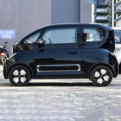 305km 범위와 105km / h 속도 2024 Baojun Kiwi EV의 최고 평가 성인 전기 자동차