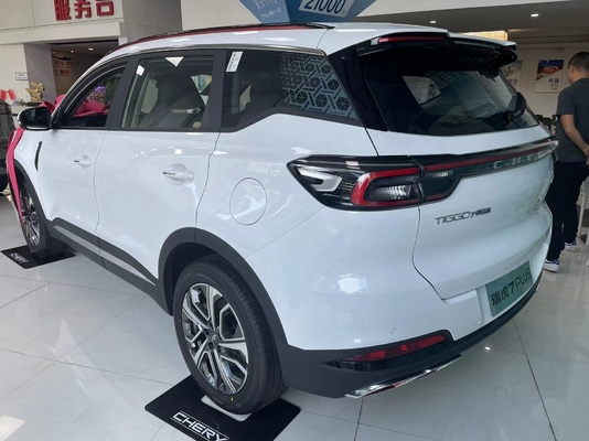 9 CHERY Tiggo 7Plus의 앞변 및 어두운 실내 색상