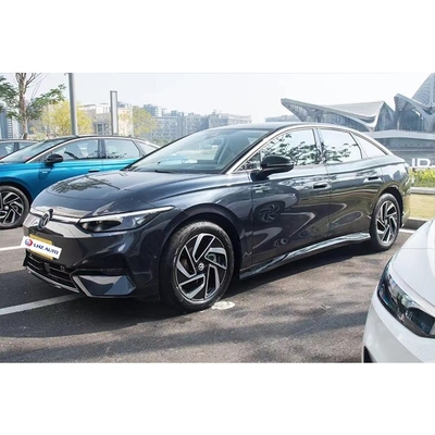 ID7 최대 전력 150kw와 45석의 좌석으로 Volkswagen ID 시리즈의 첫 세단