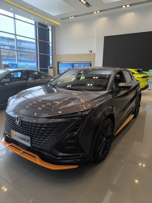 차간 UNI-T 1.5T 5도어 5석 SUV 4535*1870*1565 및 낮은 총 소유 비용
