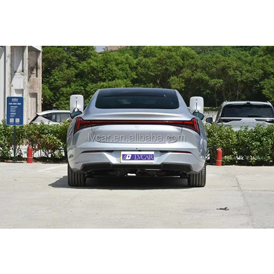 2024 Neta S 1160 km 버전 ESC와 최대 토크를 갖춘 플러그인 하이브리드 스포츠 세단