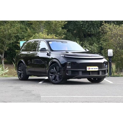 리 L8 고급 SUV 전기 운전자 좌석 조정 및 가벼운 인테리어
