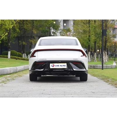 2024년 Wuling Motors의 세단 A 클래스 최고 속도는 145km/h이고 긴 내구성