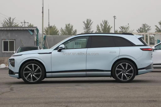 하이 스피드 전기 SUV 자동차 2023 Xpeng G9 파노라마 태양 지붕과 702km 범위