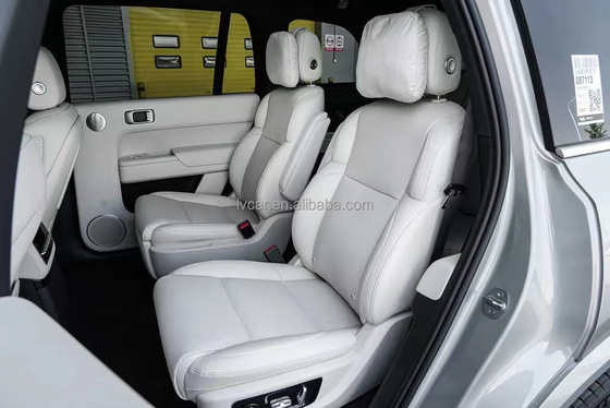 은색 리 션 리 L9 MAX 전기 SUV 7석 AWD 드라이브 다중 색상 옵션
