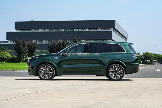 은색 리 션 리 L9 MAX 전기 SUV 7석 AWD 드라이브 다중 색상 옵션