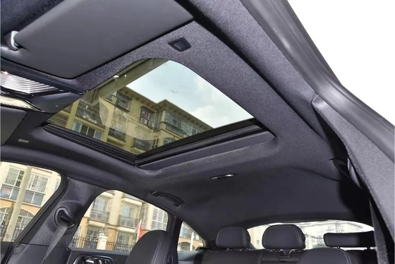 BMW i4는 ABS가 장착된 에너지 고급 성능 차량으로 구매자들에게 큰 인기를 끌고 있습니다.